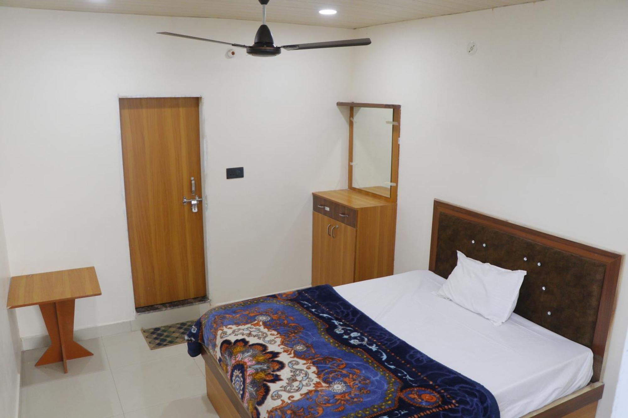 Dolphin Guest House Matura Exterior foto