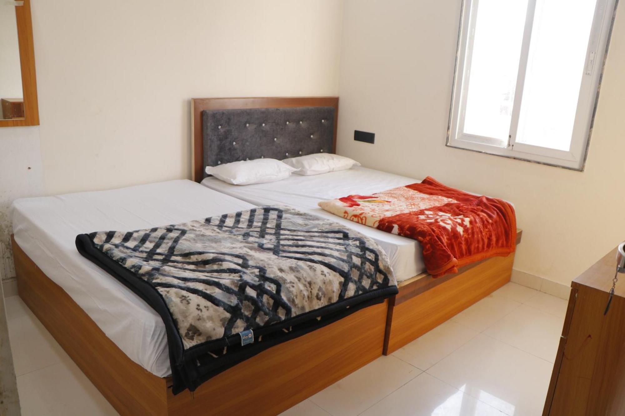 Dolphin Guest House Matura Exterior foto
